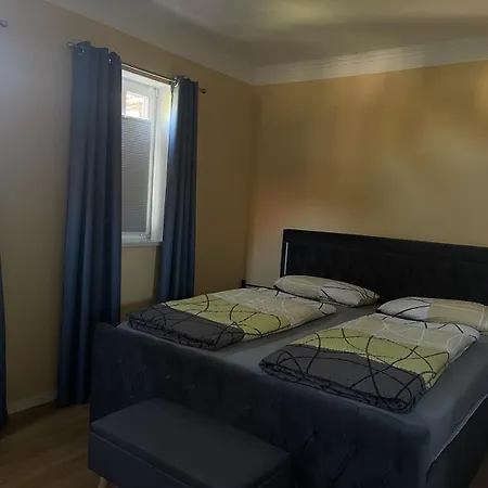 Stilvolle Im Historischen Stadtschloss Appartement