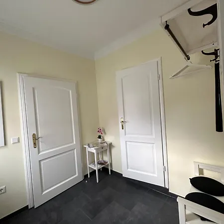 Appartement Stilvolle Im Historischen Stadtschloss Gotha