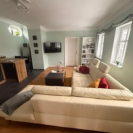 Appartement Stilvolle Im Historischen Stadtschloss